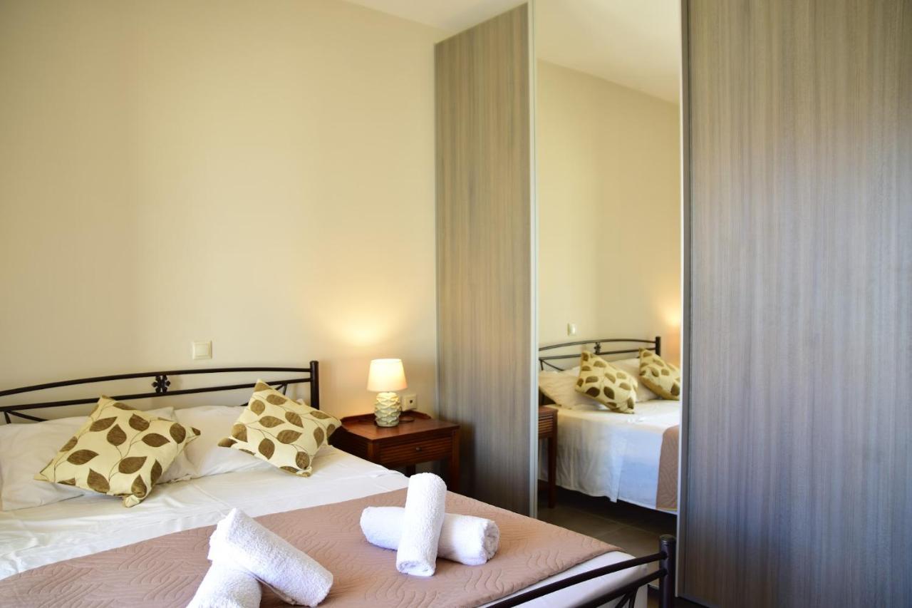 Angelos Apartments Karavómilosz Kültér fotó